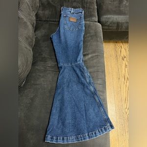 Wrangler Retro Super Flares